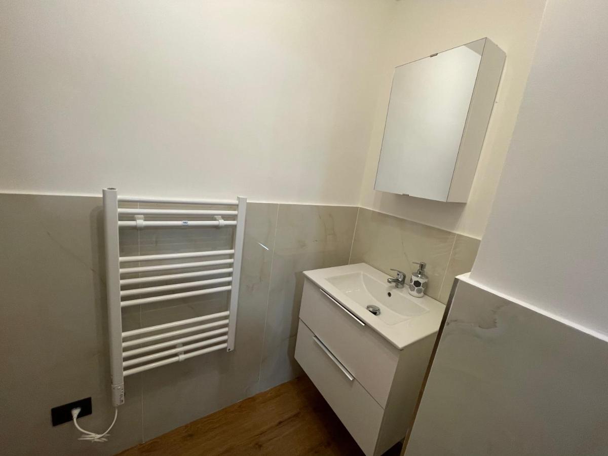 Apartamento Il Portico Vado Ligure Exterior foto